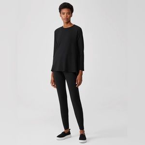 Eileen Fisher Velvet Leggings - size medium.